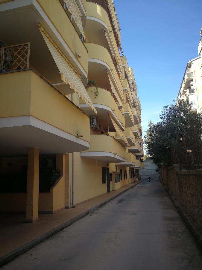 Dario'S House Apartment Sassari Ngoại thất bức ảnh